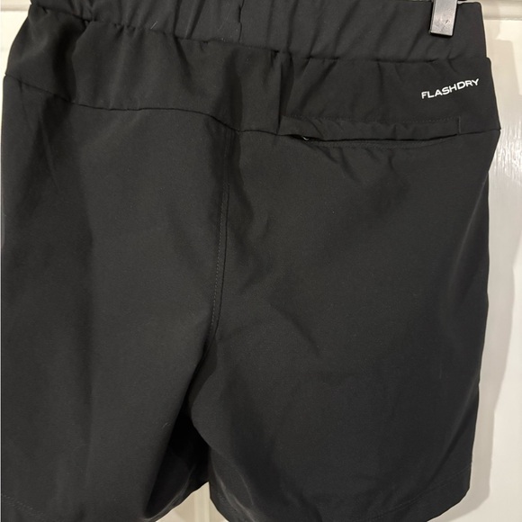 The North Face BOYS Black Athletic Shorts - Picture 2 of 3